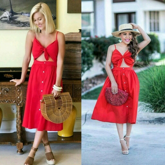 🆕🌱 GIANNI BINI Cutout Tie Front Dress - Picture 3 of 8